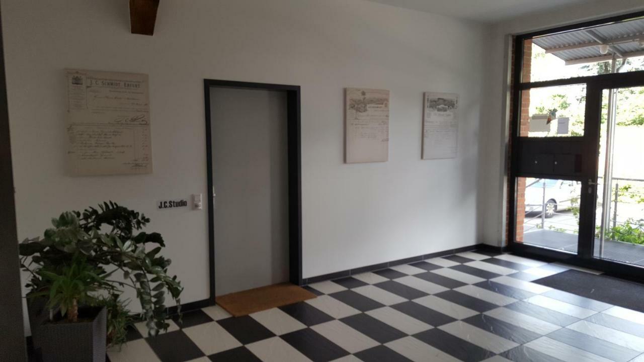 Aryve Jc Studio - Altstadtnahes Boutique Apartment Inklusive Kostenfreiem Parkplatz Ерфурт Екстериор снимка