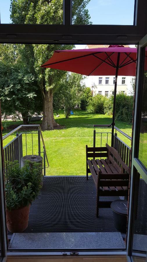 Aryve Jc Studio - Altstadtnahes Boutique Apartment Inklusive Kostenfreiem Parkplatz Ерфурт Екстериор снимка